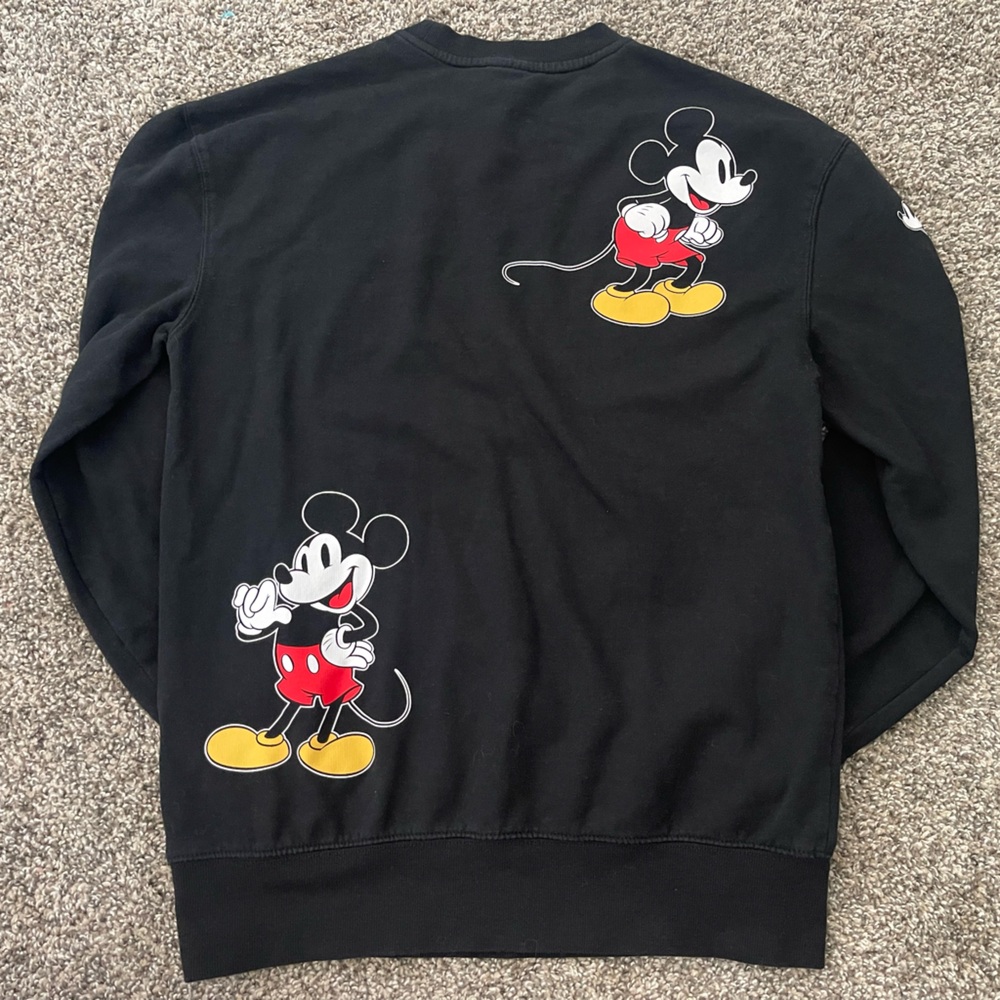 Men’s Disneyland Resort Disney Mickey Mouse Black Crewneck Sweatshirt Size S - Picture 7 of 10